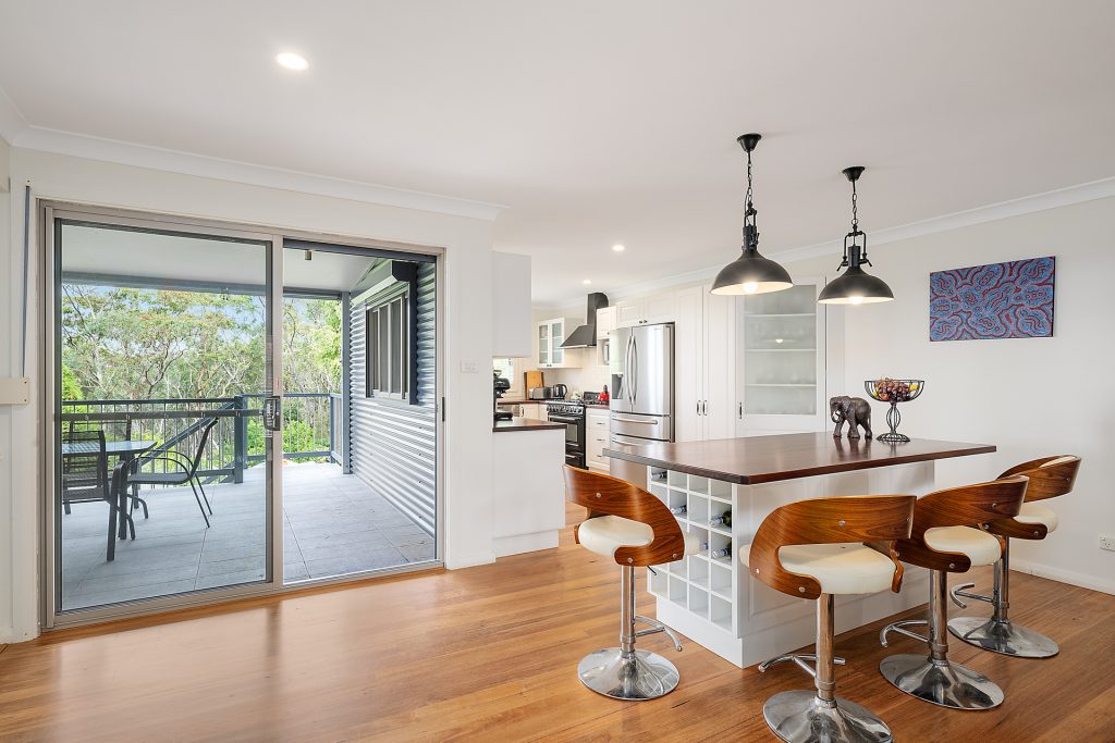 17 Leumeah Road, Woodford NSW 2778 — photo 3