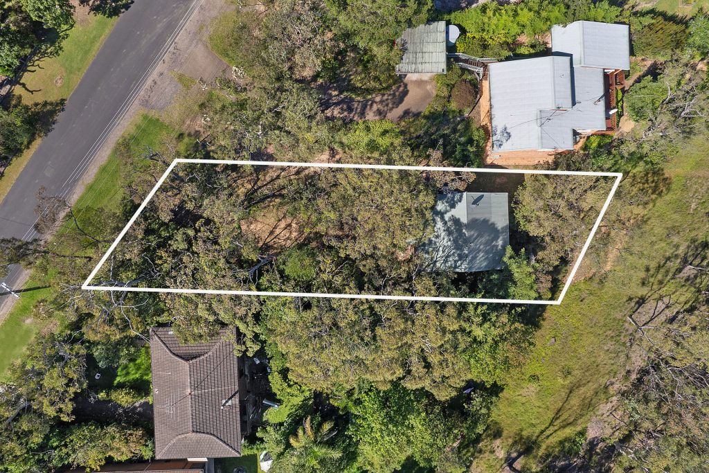 29 Valley Road, Hazelbrook NSW 2779 — photo 8