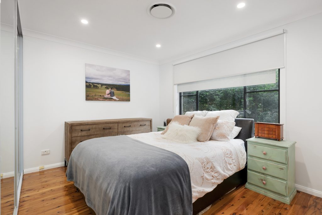 31 Lochinvar Street, Winmalee NSW 2777 — photo 5