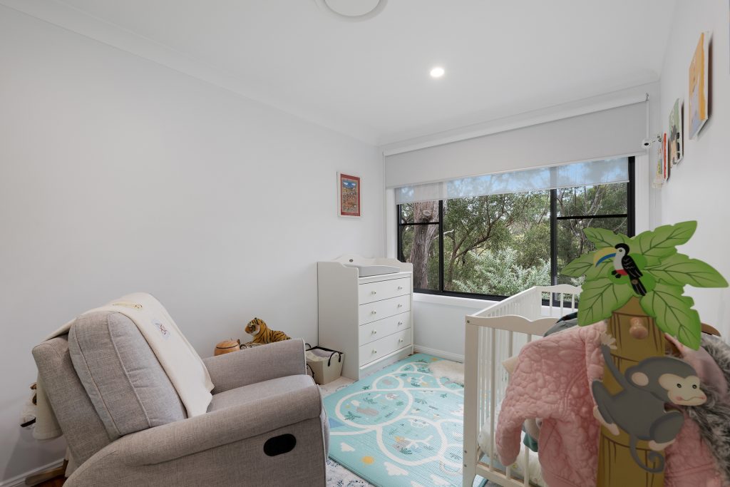 31 Lochinvar Street, Winmalee NSW 2777 — photo 6