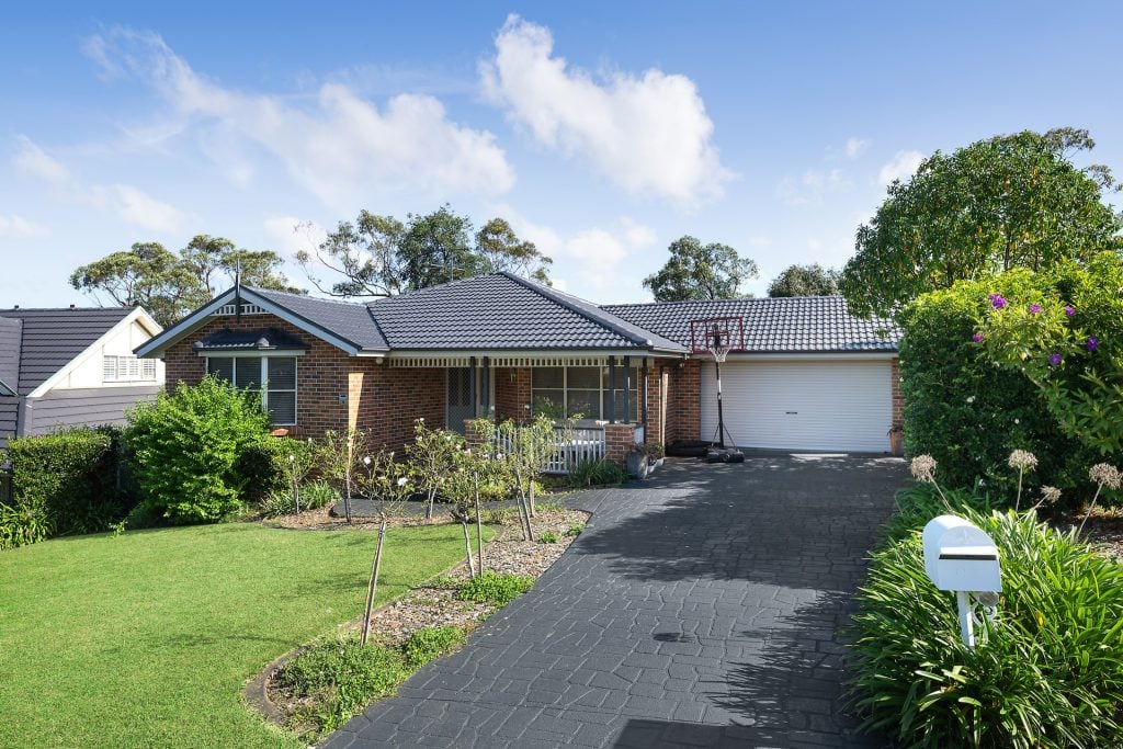 19 Pinecrest Street, Winmalee NSW 2777