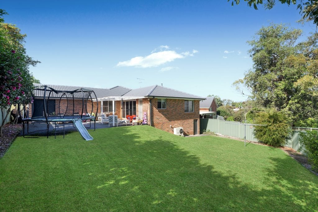 19 Pinecrest Street, Winmalee NSW 2777 — photo 8