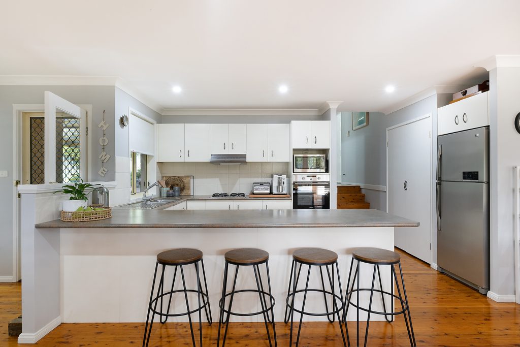36 Ridge View Close, Winmalee NSW 2777 — photo 3