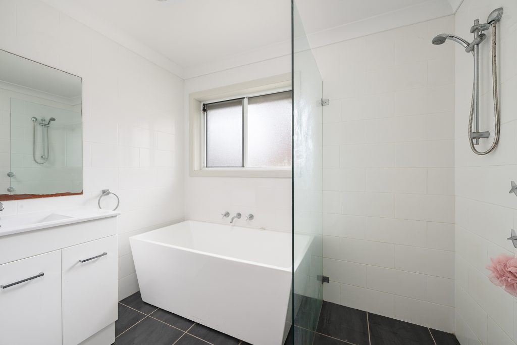 103 Buena Vista Road, Winmalee NSW 2777 — photo 8