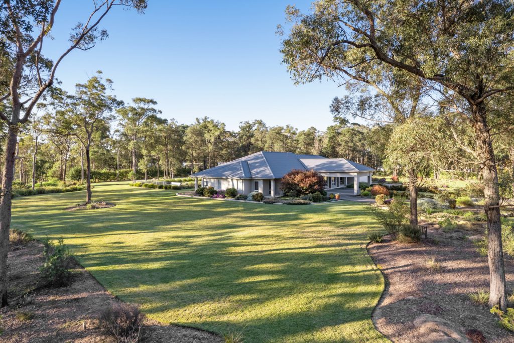 318-328 Singles Ridge Road, Yellow Rock NSW 2777 — photo 25