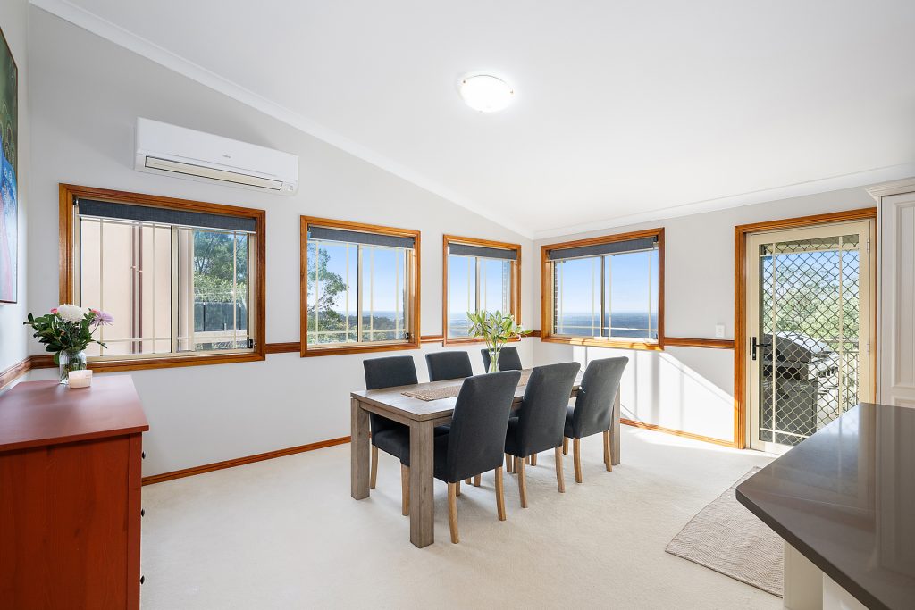 15 Roberts Parade, Hawkesbury Heights NSW 2777 — photo 4