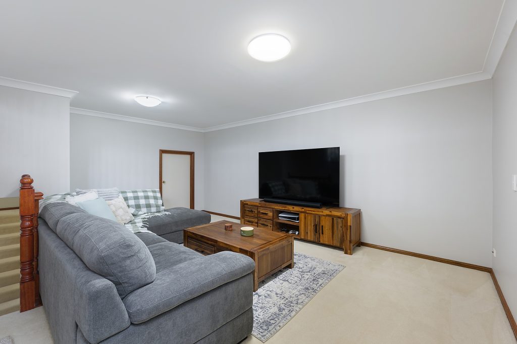 15 Roberts Parade, Hawkesbury Heights NSW 2777 — photo 10