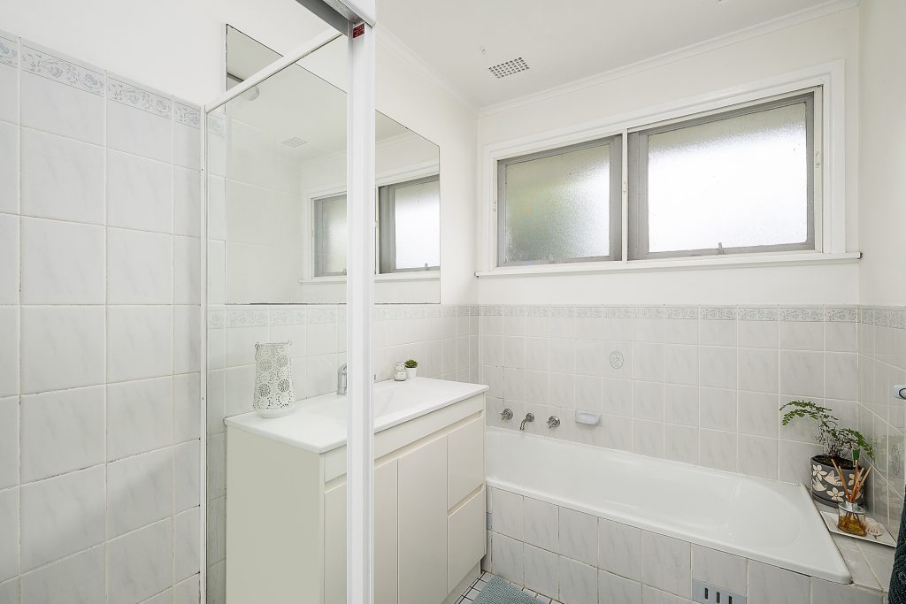 10 Walters Avenue, Glenbrook NSW 2773 — photo 7