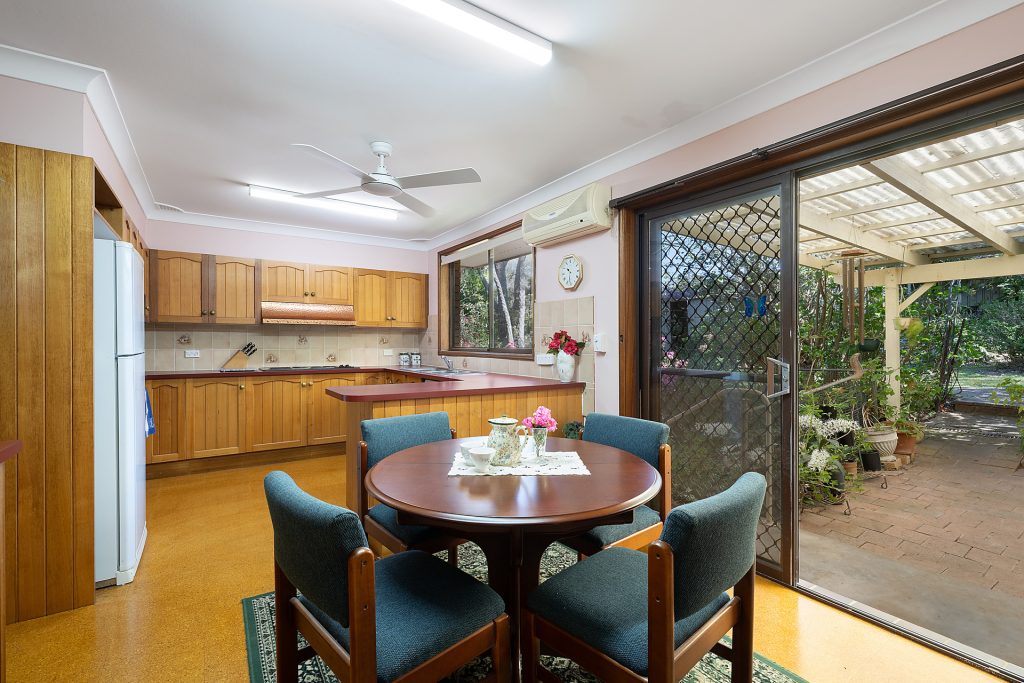 78 Russell Avenue, Valley Heights NSW 2777 — photo 7