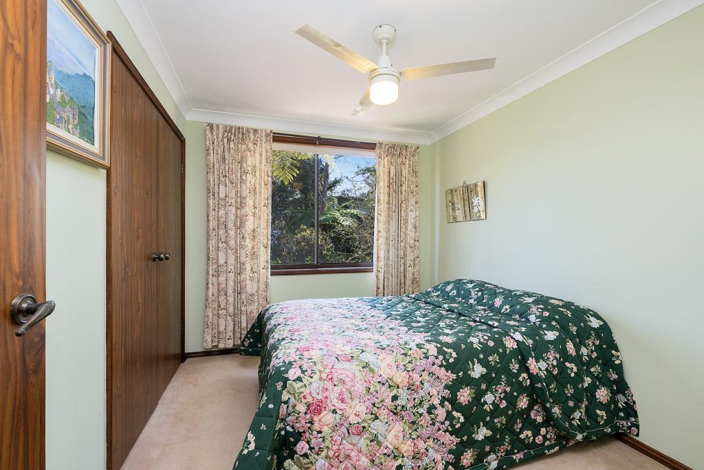 78 Russell Avenue, Valley Heights NSW 2777 — photo 9