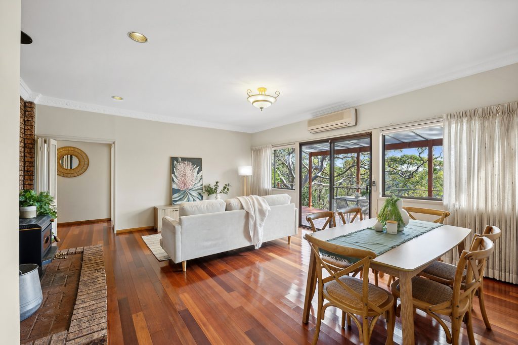 103 St Georges Crescent, Faulconbridge NSW 2776 — photo 3