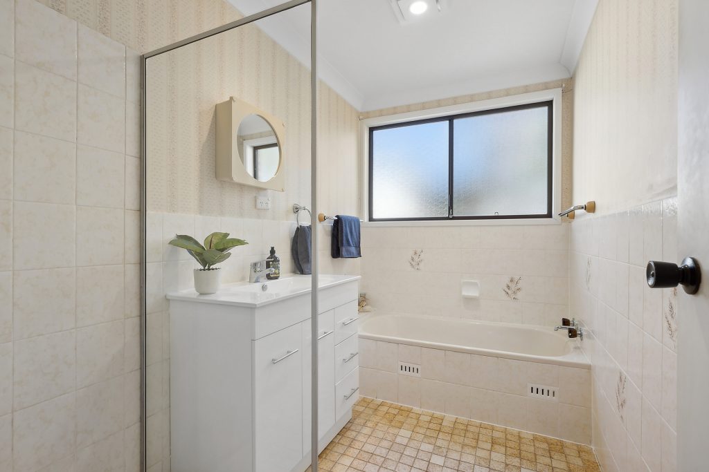 103 St Georges Crescent, Faulconbridge NSW 2776 — photo 8