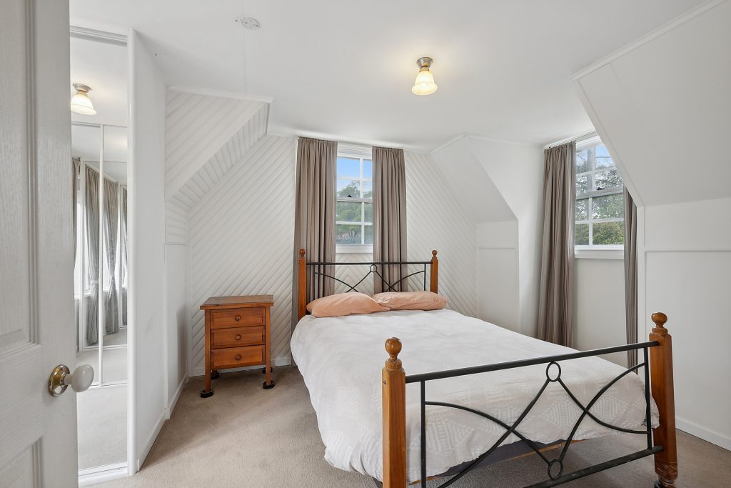 521 Great Western Highway, Faulconbridge NSW 2776 — photo 6
