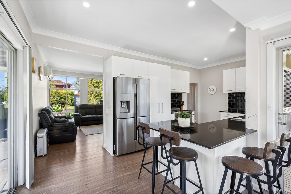 56 Bellereeve Avenue, Mount Riverview NSW 2774 — photo 3