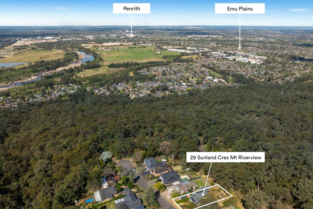 29 Sunland Crescent, Mount Riverview NSW 2774 — photo 13