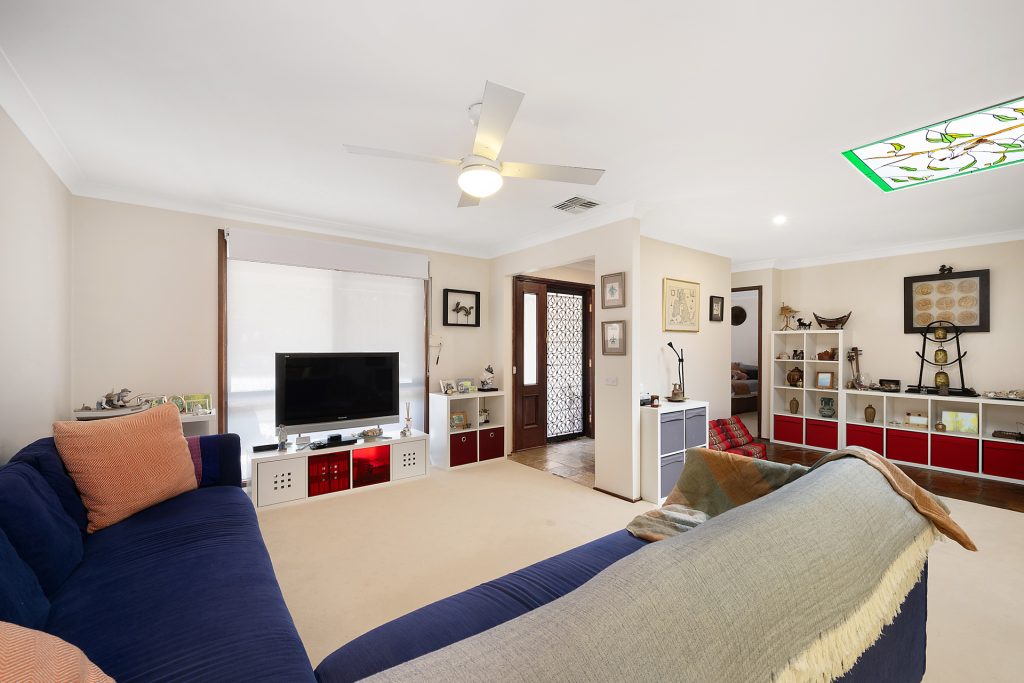 45 Booker Road, Hawkesbury Heights NSW 2777 — photo 2