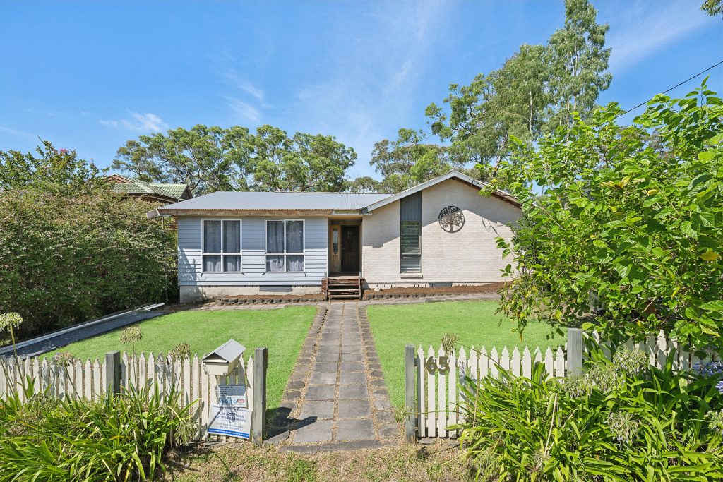 Sold - 65 Heather Road - New Property in Winmalee - Real Estate by Stewart Lamont