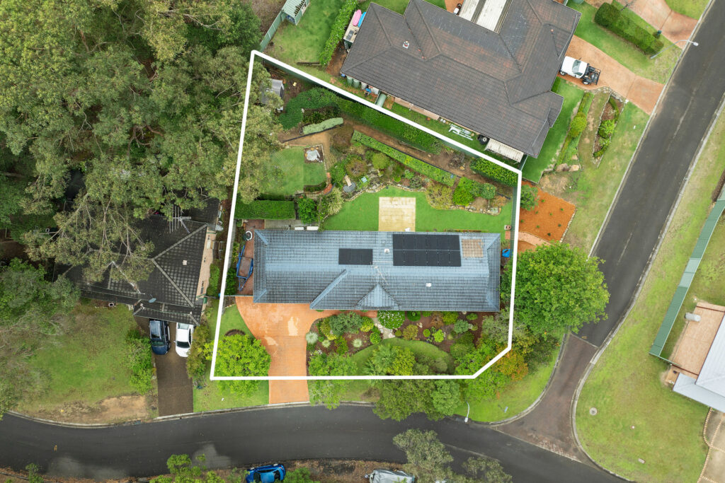 Sold - 2 Chaucer Place - New Property in Winmalee - Real Estate by Stewart Lamont