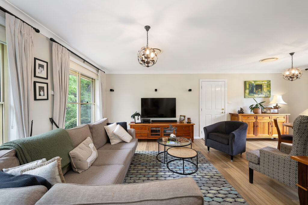 Sold - 2 Chaucer Place - New Property in Winmalee - Real Estate by Stewart Lamont