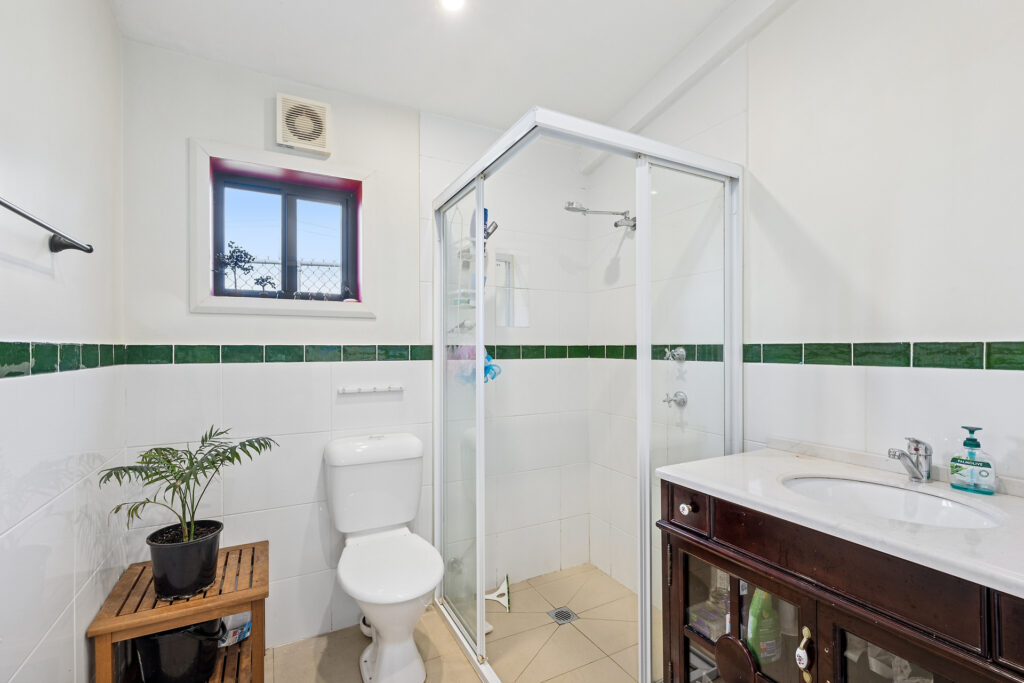Sold - 203 Great Western Highway - New Property in Warrimoo - Real Estate by Stewart Lamont