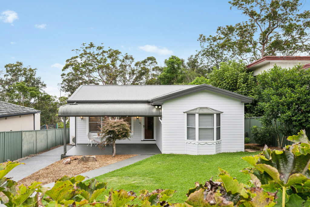 Sold - 18 Plateau Parade - New Property in Blaxland - Real Estate by Danny Walker