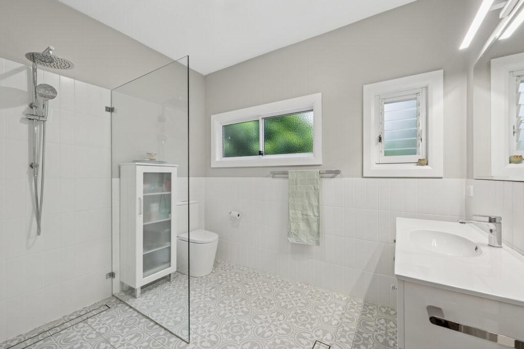 Sold - 18 Plateau Parade - New Property in Blaxland - Real Estate by Danny Walker