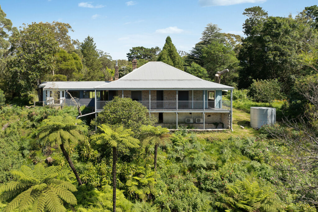 Sold - 107 Clear View Parade - New Property in Hazelbrook - Real Estate by Stewart Lamont