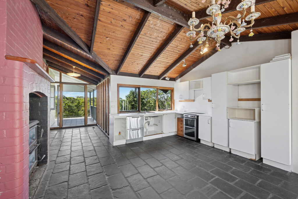 Sold - 107 Clear View Parade - New Property in Hazelbrook - Real Estate by Stewart Lamont