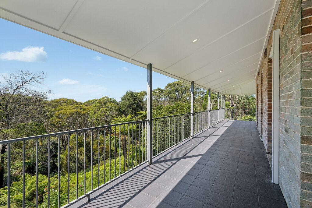 Sold - 107 Clear View Parade - New Property in Hazelbrook - Real Estate by Stewart Lamont