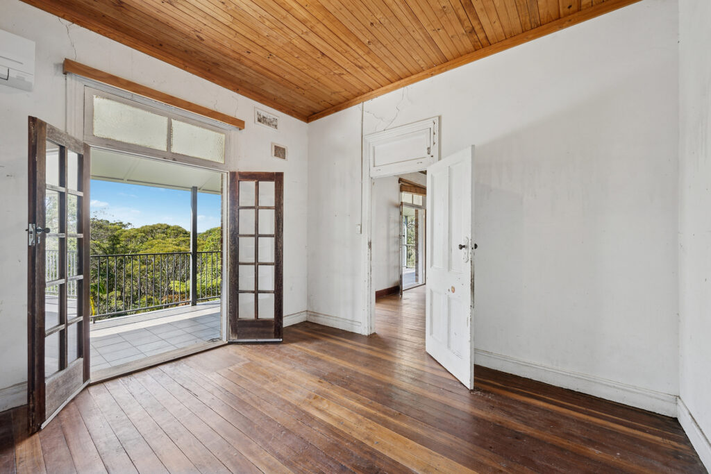 Sold - 107 Clear View Parade - New Property in Hazelbrook - Real Estate by Stewart Lamont