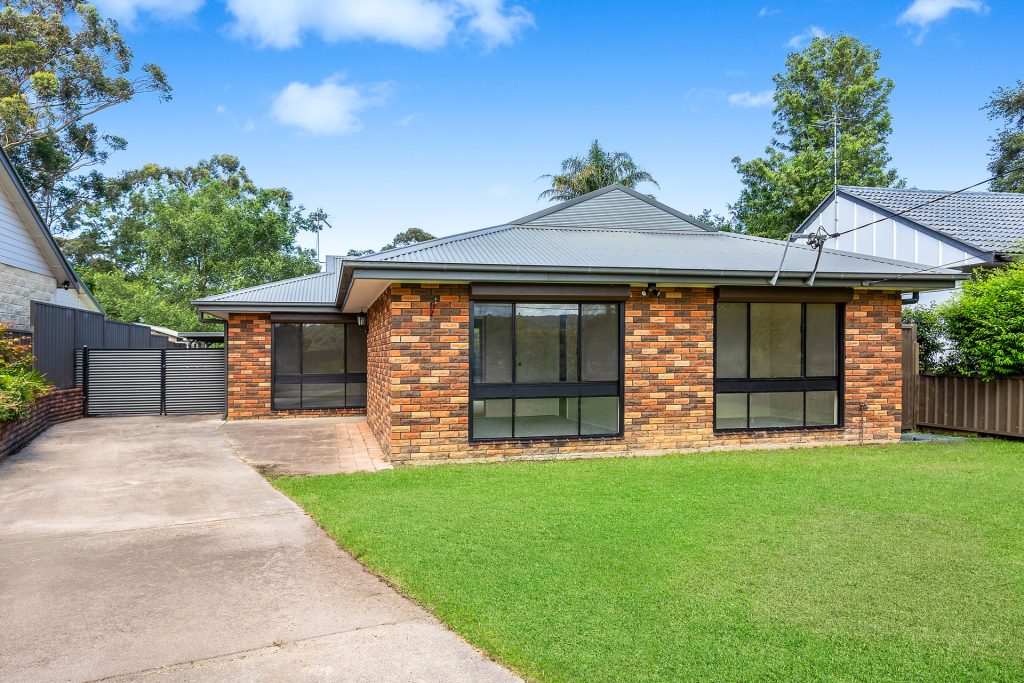 Sold - 76 Bee Farm Road - New Property in Springwood - Real Estate by Brad Cole