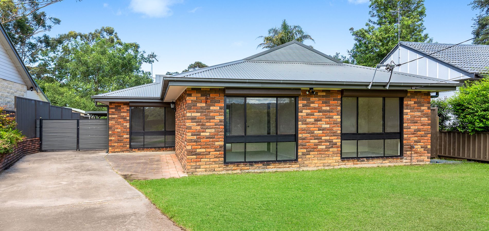 Sold - 76 Bee Farm Road - New Property in Springwood - Real Estate by Brad Cole