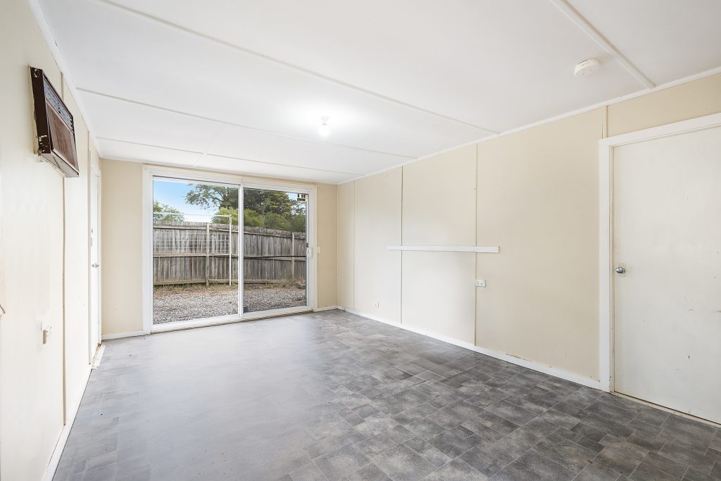 Sold - 227 Great Western Highway - New Property in Warrimoo - Real Estate by Stewart Lamont