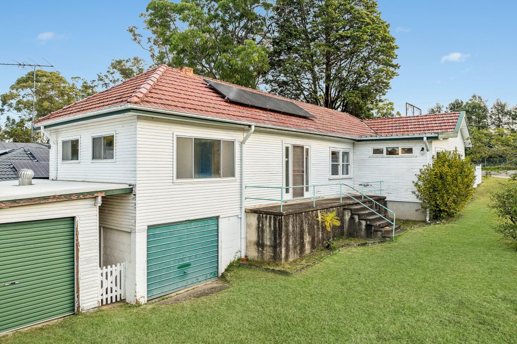 Sold - 128 Railway Parade - New Property in Warrimoo - Real Estate by Stewart Lamont