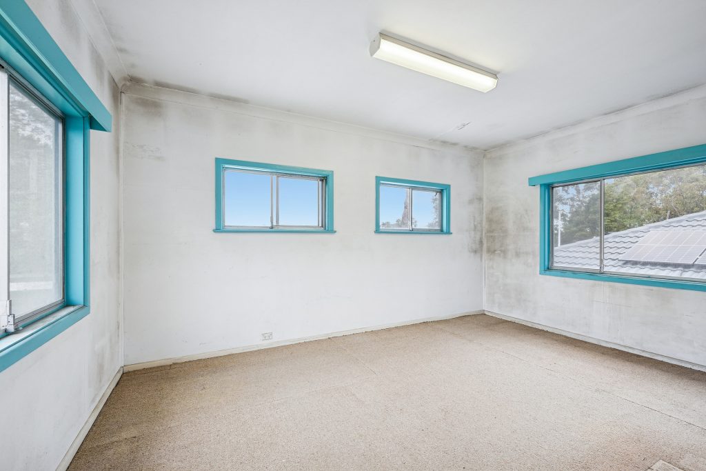Sold - 128 Railway Parade - New Property in Warrimoo - Real Estate by Stewart Lamont