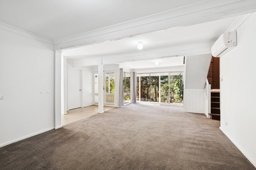 Sold - 20 Scenic Crescent - New Property in Mount Riverview - Real Estate by Stewart Lamont