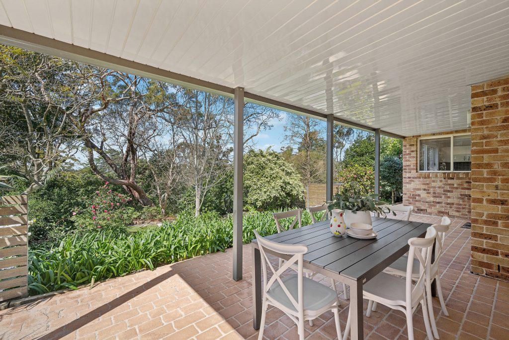 Sold - 20 Bee Farm Road - New Property in Springwood - Real Estate by Stewart Lamont