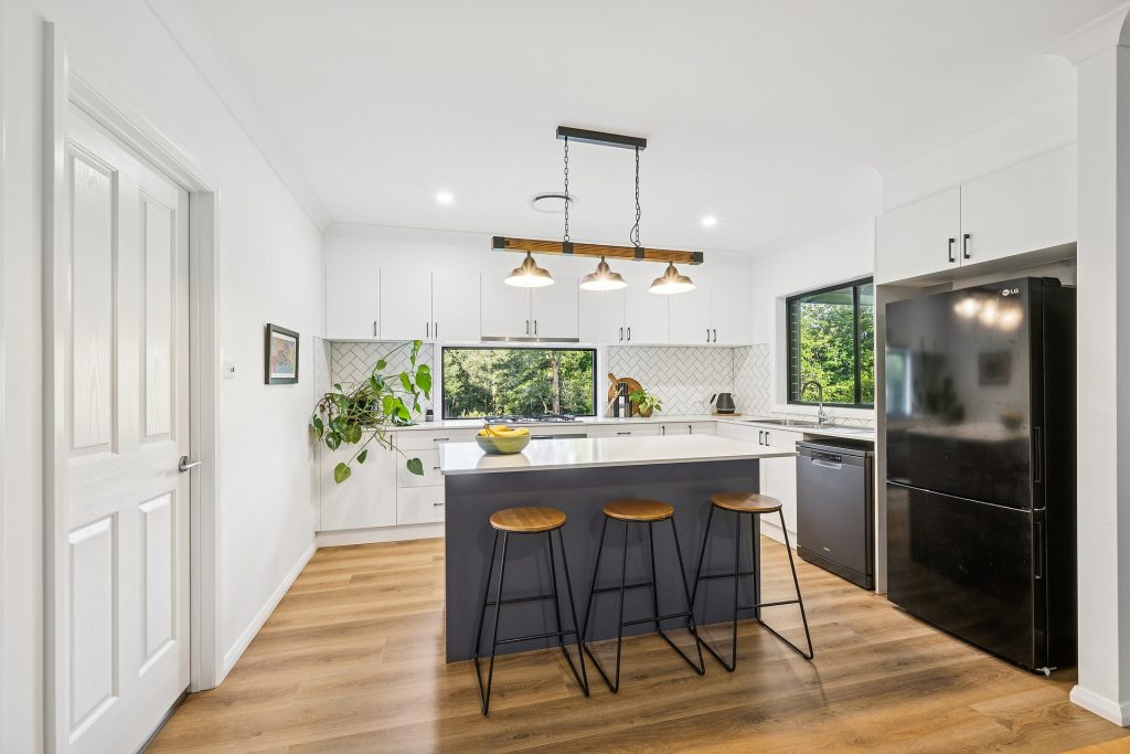 Sold - 46 Green Parade - New Property in Valley Heights - Real Estate by Stewart Lamont