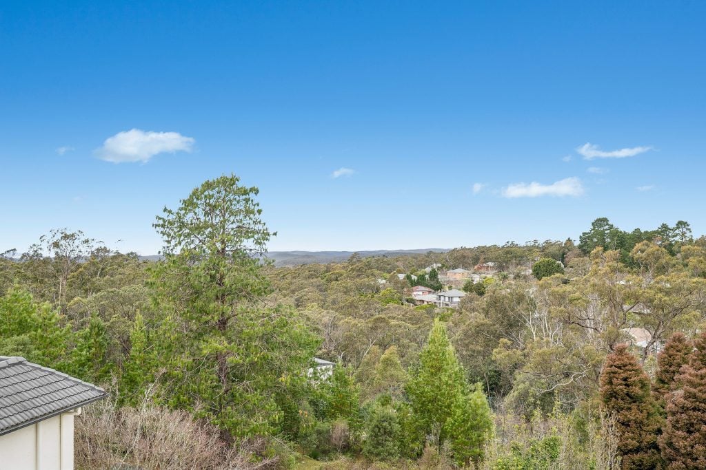 Sold - 1/16-18 Kalinda Road - New Property in Bullaburra - Real Estate by Isla Czarnota