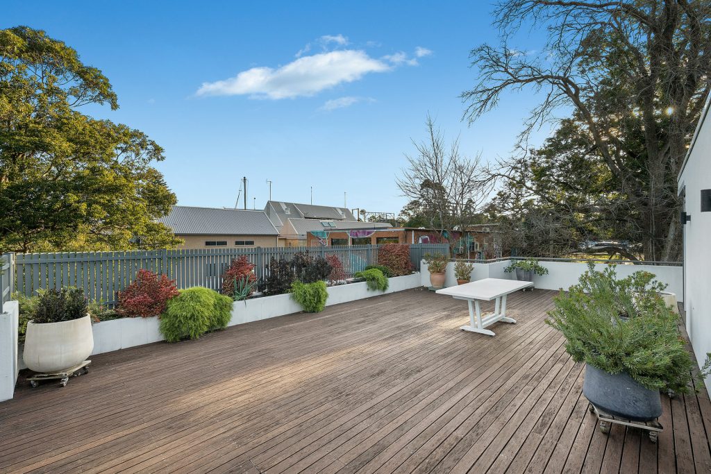 Sold - 103/4 Springwood Lane - New Property in Springwood - Real Estate by Brad Cole