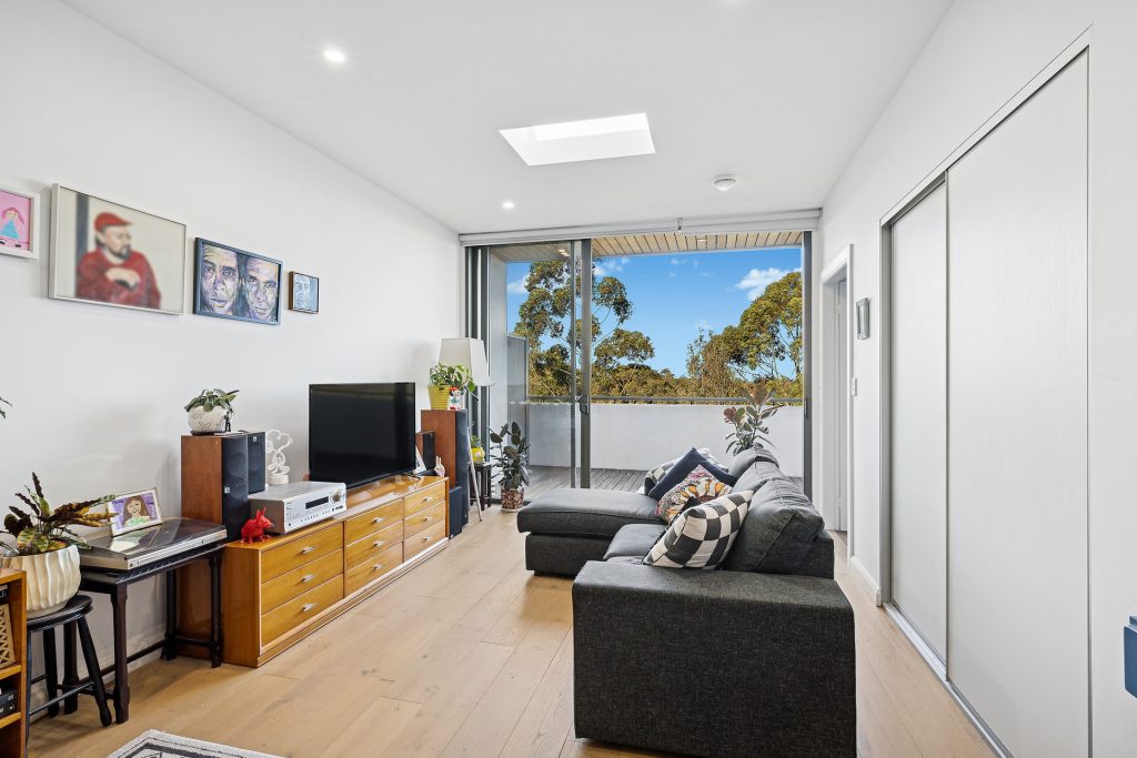 Sold - 103/4 Springwood Lane - New Property in Springwood - Real Estate by Brad Cole