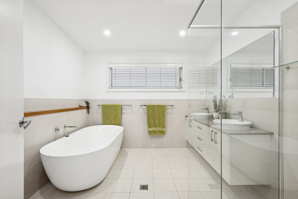 Sold - 35 Lochinvar Street - New Property in Winmalee - Real Estate by Stewart Lamont