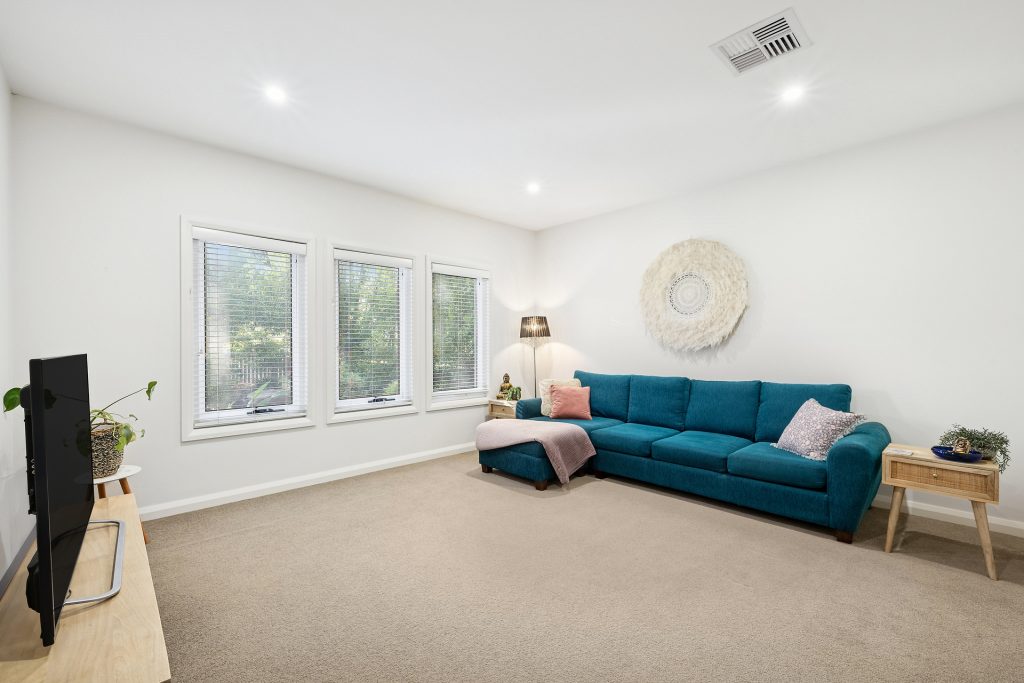 Sold - 35 Lochinvar Street - New Property in Winmalee - Real Estate by Stewart Lamont