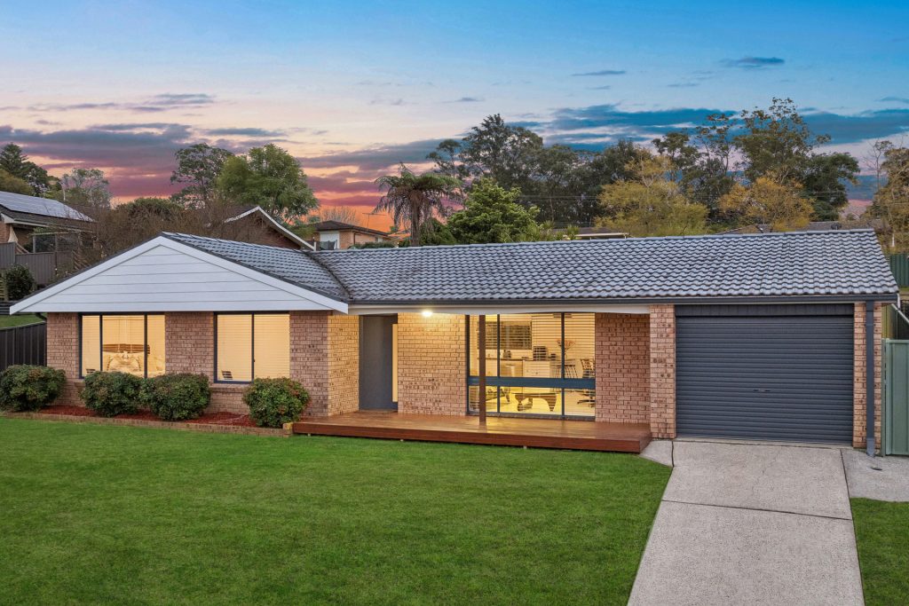Sold - 6 Jura Crescent - New Property in Winmalee - Real Estate by Isla Czarnota