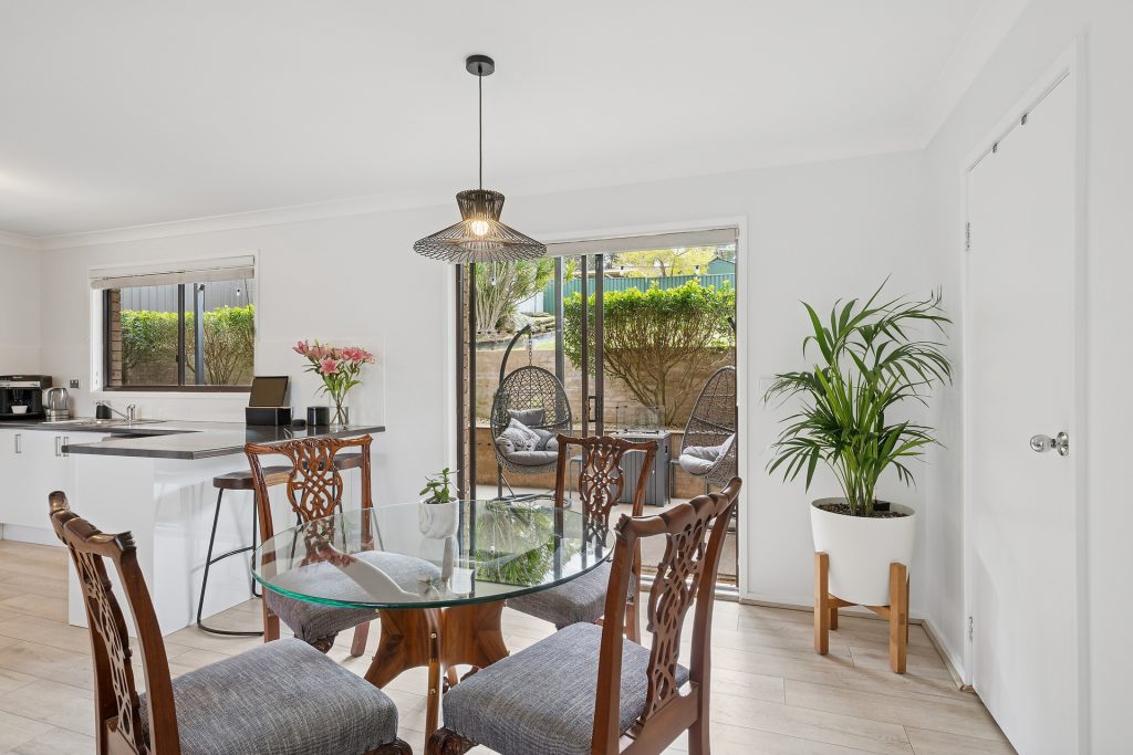 Sold - 6 Jura Crescent - New Property in Winmalee - Real Estate by Isla Czarnota