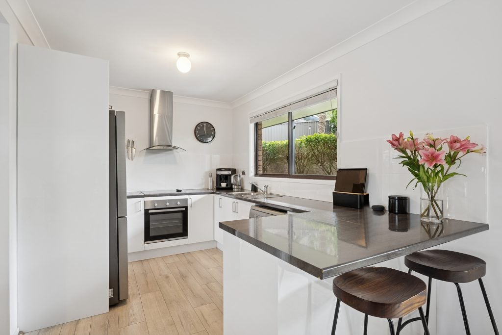 Sold - 6 Jura Crescent - New Property in Winmalee - Real Estate by Isla Czarnota