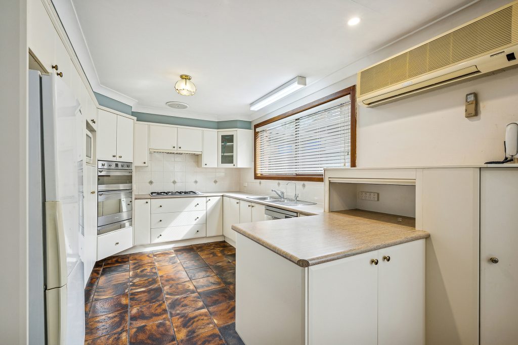 Sold - 1 Emma Parade - New Property in Winmalee - Real Estate by Stewart Lamont