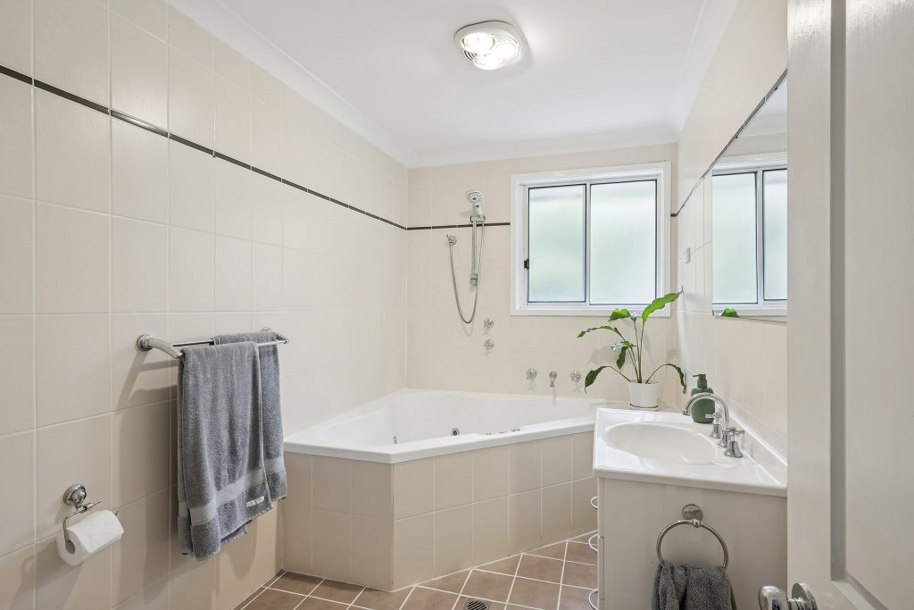 Sold - 81 Bee Farm Road - New Property in Springwood - Real Estate by Kenneth Harris