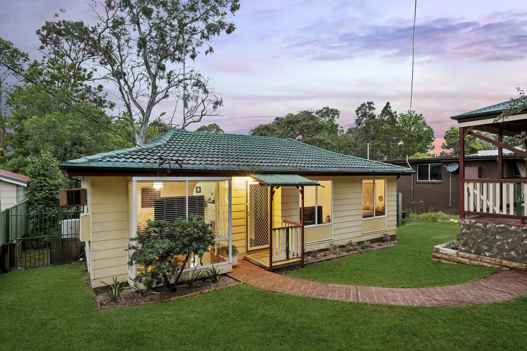 Sold - 3 Wahroonga Road - New Property in Winmalee - Real Estate by Isla Czarnota