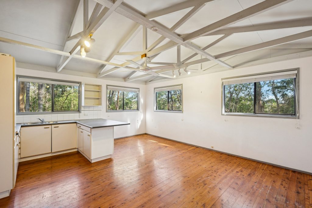 Sold - 40 Hawkins Parade - New Property in Blaxland - Real Estate by Stewart Lamont